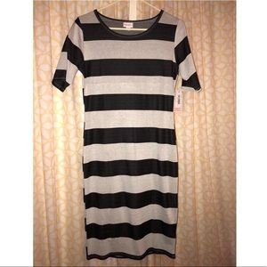 Xtra Small Lularoe Julia